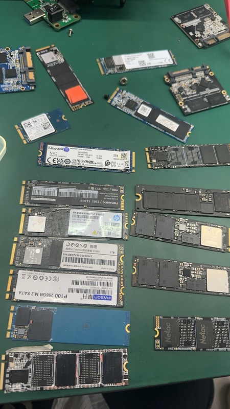 希捷500G硬盘不认盘数据恢复